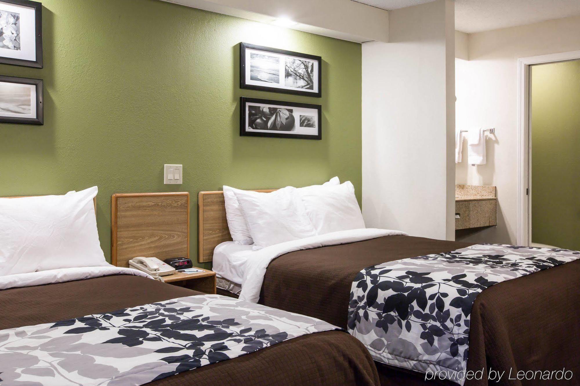 Rodeway Inn Austell Ngoại thất bức ảnh