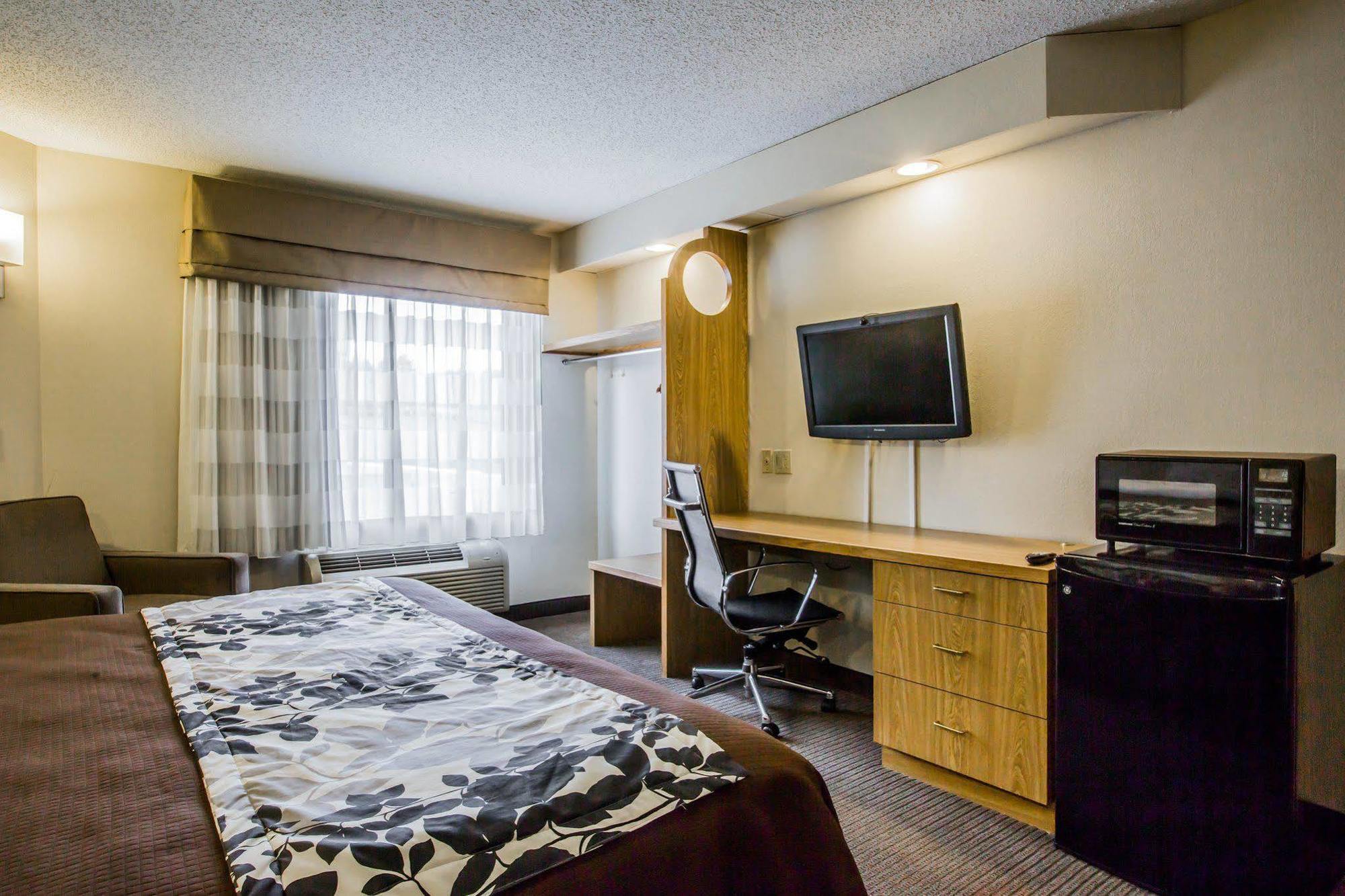 Rodeway Inn Austell Ngoại thất bức ảnh